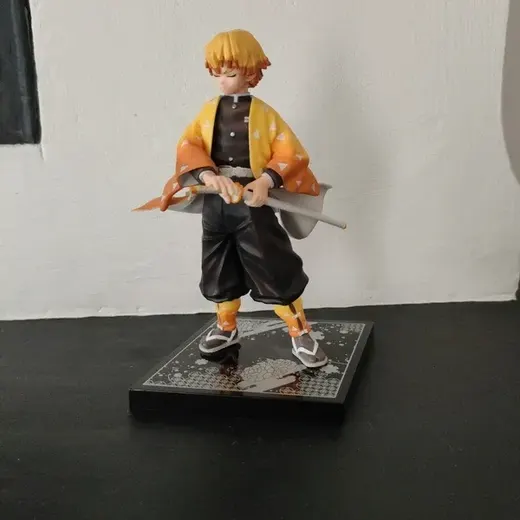 Figurine zenitsu demons layer