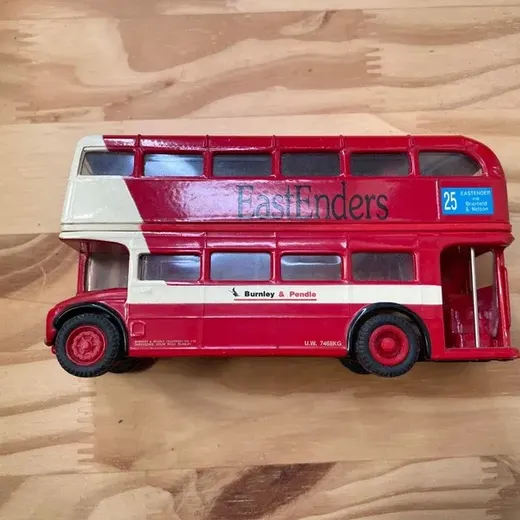 Bus de collection N•69