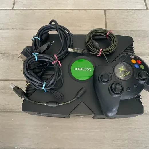 Console XBOX avec manette