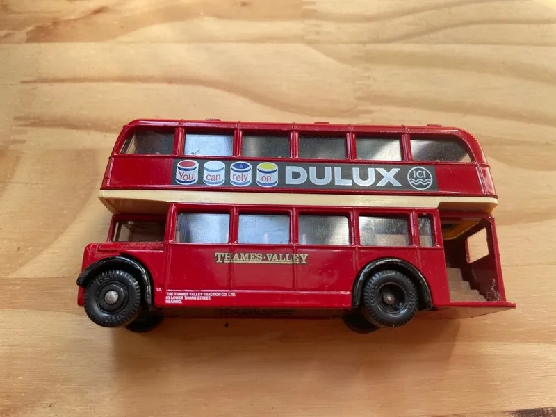 Bus de collection N•101