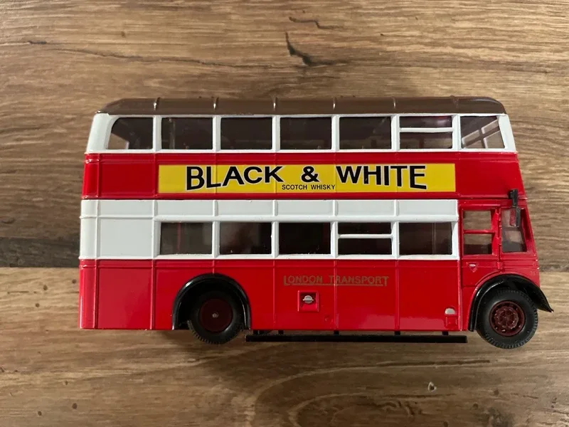Bus de collection N•25